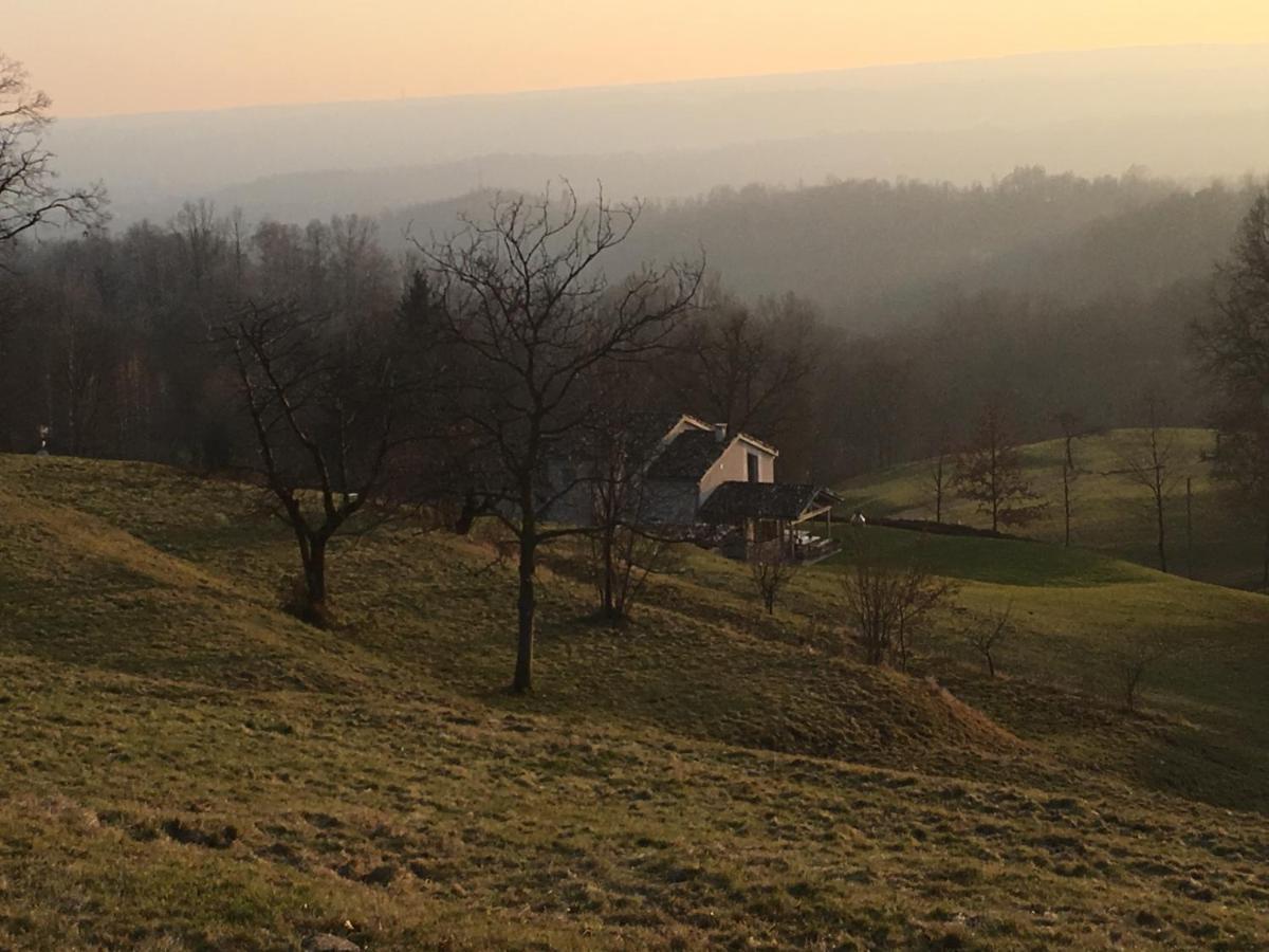 Cascina Serra Eco-House Beb Muzzano Bagian luar foto