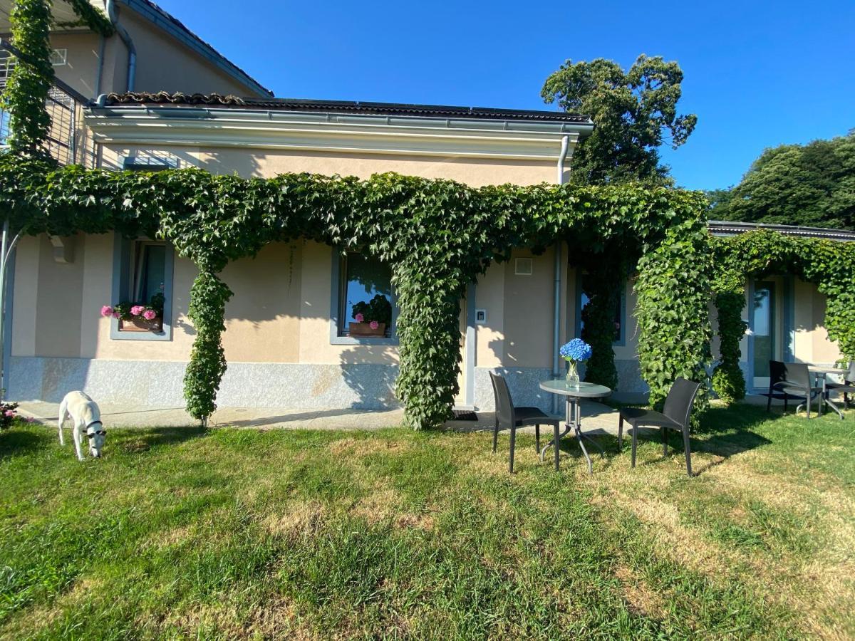 Cascina Serra Eco-House Beb Muzzano Bagian luar foto