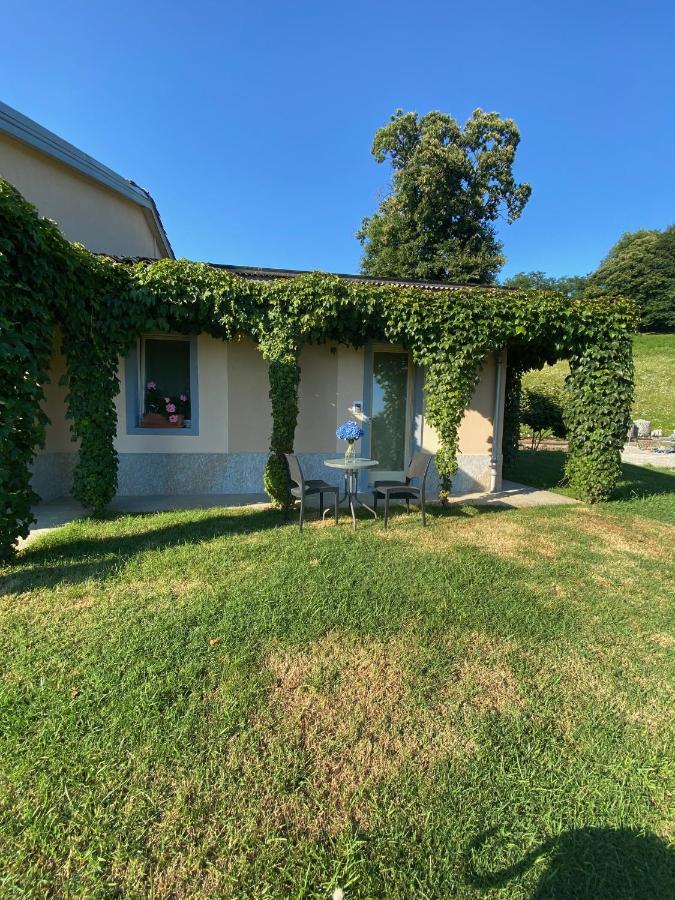 Cascina Serra Eco-House Beb Muzzano Bagian luar foto